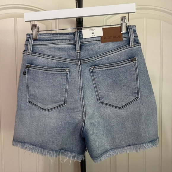 Judy Blue Shorts - Picture 3 of 6